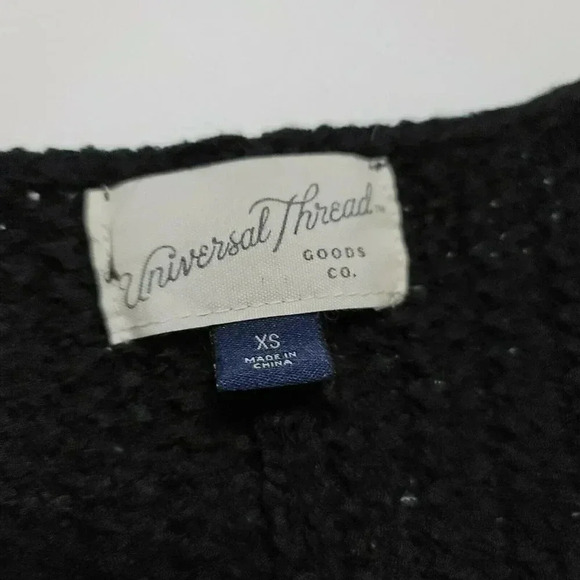 Universal Thread Black Knit V Neck Sweater Oversized slide side XS Long sleeves - Picture 4 of 11